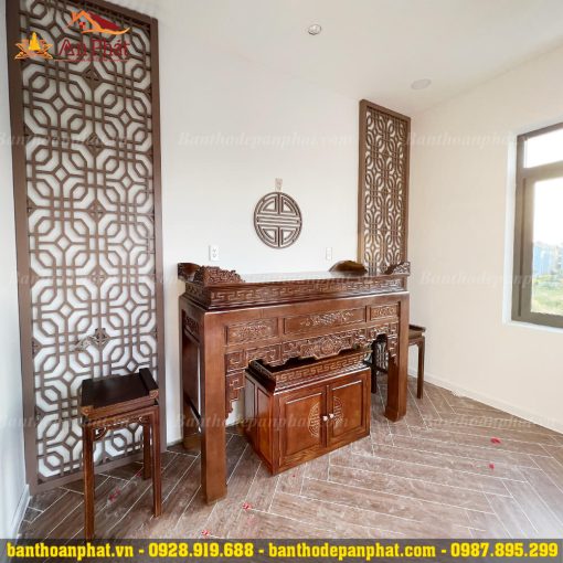 Bàn thờ gia tiên đơn giản đẹp hiện đại