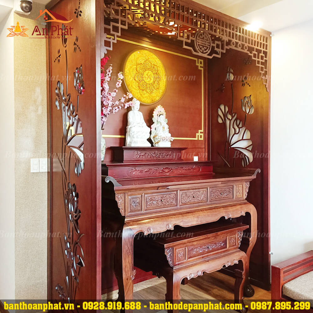 Bàn thờ Phật 3 tầng với tranh trúc chỉ Mandala đẹp