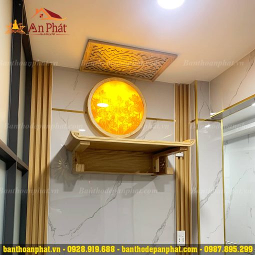 Mẫu trang thờ, kệ thờ treo tường gỗ sồi đẹp nhất