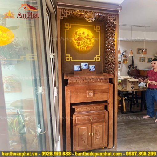 Tủ thờ chung cư đẹp gỗ sồi hiện đại