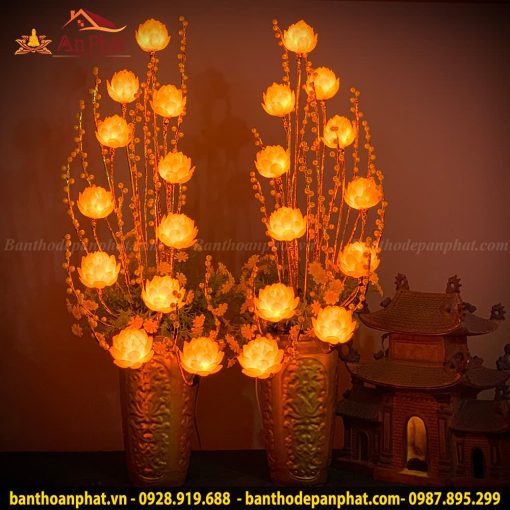 Bình hoa đèn led 11 bông sen vàng nở rộ DT903
