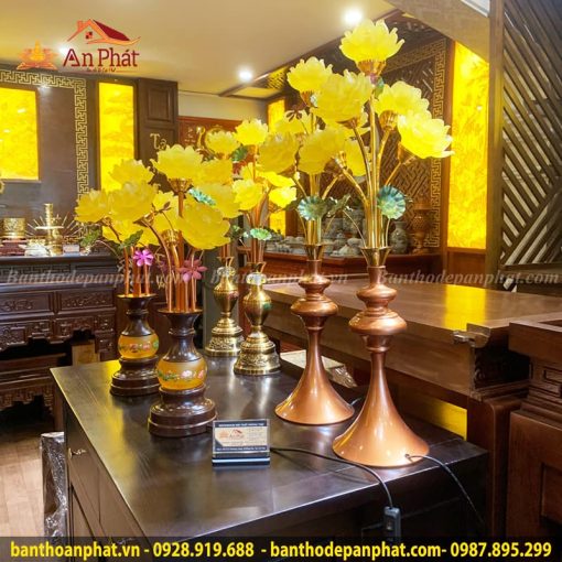 Đèn thờ cúng hình hoa sen lưu ly đủ mẫu