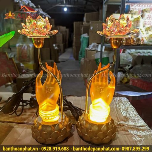 Đèn thờ tay Phật cầm hoa sen đổi màu