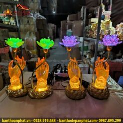Đèn thờ Phật mẫu tay Phật cầm hoa sen