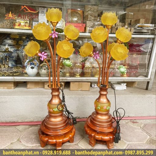 Mẫu đèn thờ hoa sen lưu ly 5 bông chớm nở DT838