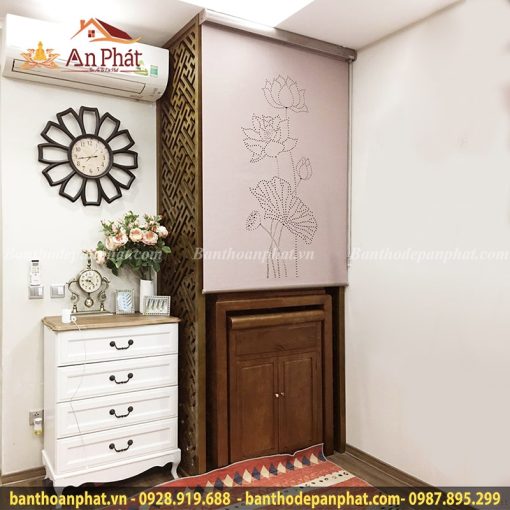 Rèm xuyên sáng che bàn thờ đẹp mẫu RT2035