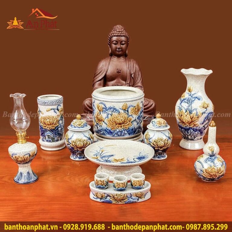 Đồ Thờ Bát Tràng Men Rạn Đắp Nổi Hoa Sen GS736