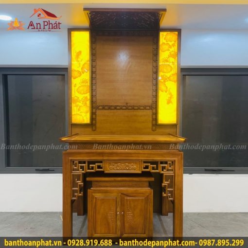 Mẫu phòng thờ đẹp trang nghiêm ấm cúng KGT354