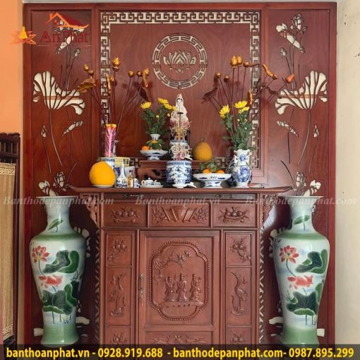 Vách ngăn ốp hậu hoa sen bàn thờ VN290
