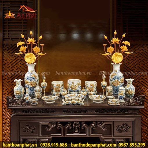 Đồ Thờ Bát Tràng Men Dạn Đắp Nổi Hoa Sen GS772