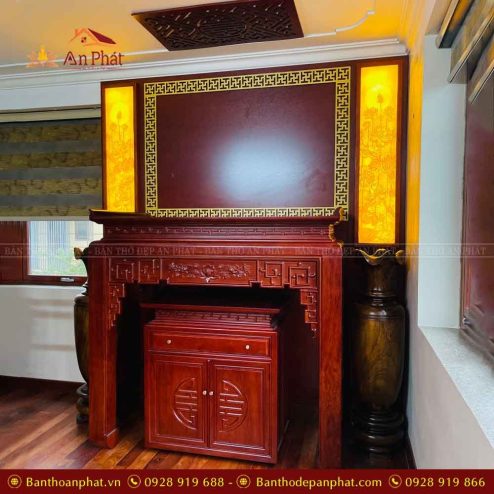 Bàn thờ gia tiên bằng gỗ đẹp BTD2194