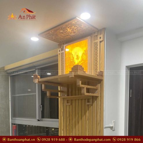 Bàn thờ treo tường kết hợp Tranh trúc chỉ trang trọng