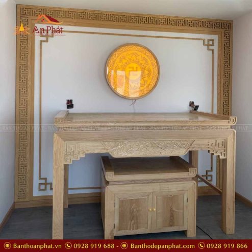 Mẫu bàn thờ đẹp gỗ sồi BTD2190
