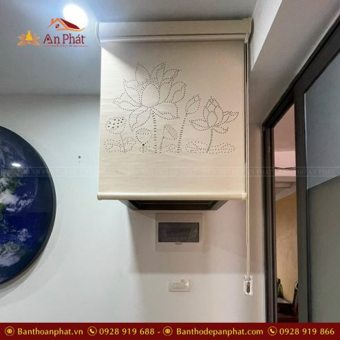 Mẫu rèm vải che bàn thờ treo tường đẹp