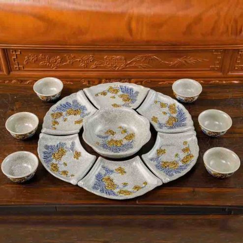 Bộ Bát Đĩa Thờ Men Rạn Hoa Sen Đắp Nổi GS1148