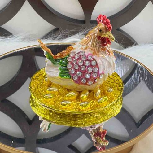 Gà Đẻ Trừng Vàng Phong Thủy VP0094