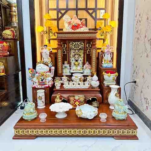 Mẫu Bàn Thờ Thần Tài Gỗ Hương Combo Đồ Thờ Bạch Ngọc Dát Vàng TT790