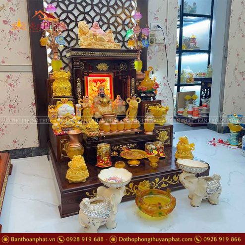 Bàn Thờ Thần Tài Ông Địa Đầy Đủ Đồ Thờ Lưu Ly Cao Cấp TT804 9 ban tho than tai ong dia day du do tho luu ly cao cap tt804 6